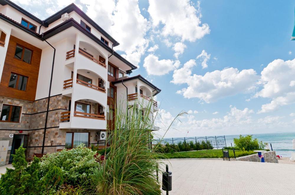 Vm Apartments Robinson Beach Pomorie Luaran gambar