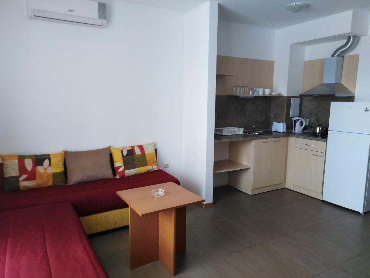 Vm Apartments Robinson Beach Pomorie Luaran gambar